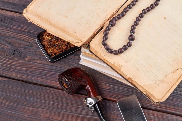 How to Choose a Crossbody Bag That Complements a Structured Blazer?