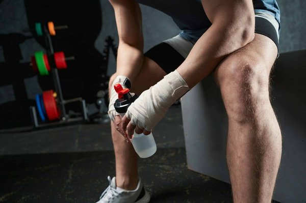 How Can Goalkeeper-Specific Plyometrics Improve Reaction Time in Football?